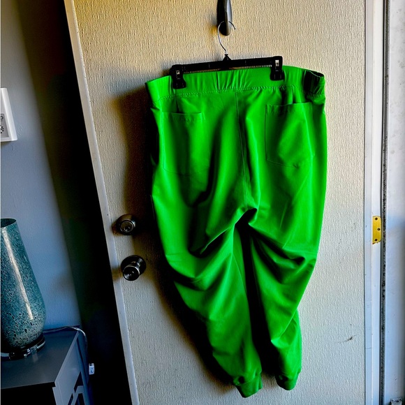 Mandala Scrub set size 2X - Picture 6 of 13